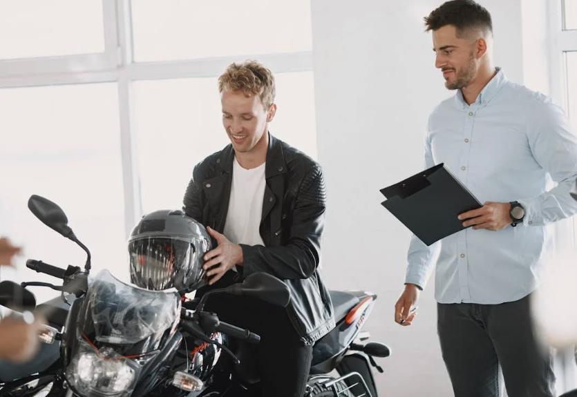 Keunggulan Membeli Sepeda Motor di Marketplace Dibandingkan Showroom